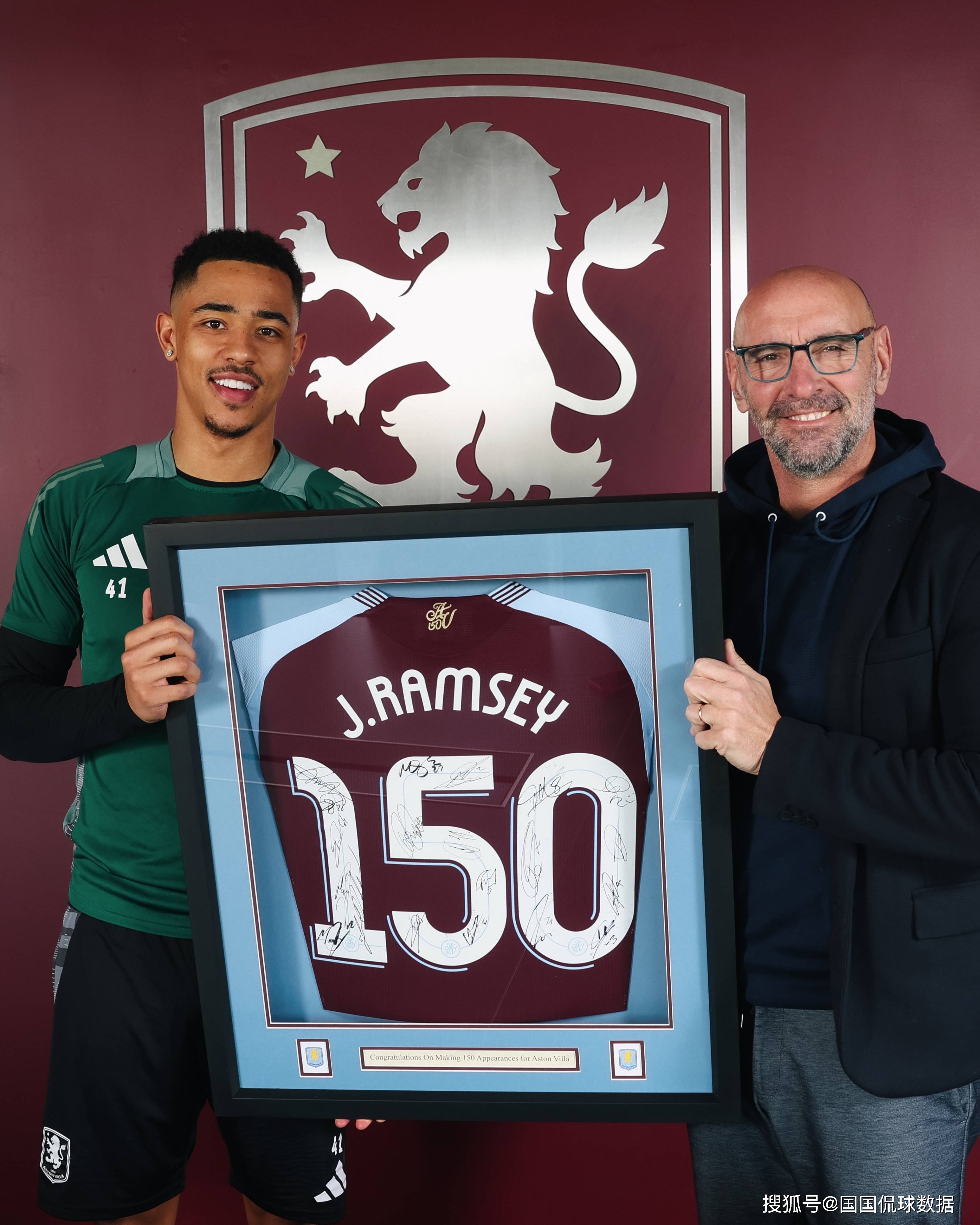 阿斯顿维拉训练开放日,窗口期遗憾出局引欢呼,欧冠在即,资深球员宣示担当(阿斯顿维拉拿过欧冠吗) 阿斯顿维拉训练开放日,窗口期遗憾出局引欢呼,欧冠在即,资深球员宣示担当(阿斯顿维拉拿过欧冠吗)