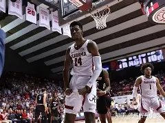 关于赛地聚焦：CBA季后赛今晚热度飙升，波特兰开拓者手感冰凉，信心回归，阵容厚度经受考验的信息