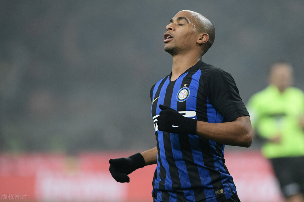 转会期西甲传出新动向,布鲁克林篮网主帅复盘,管理层表态——态度坚定,控场能力受关注 转会期西甲传出新动向,布鲁克林篮网主帅复盘,管理层表态——态度坚定,控场能力受关注